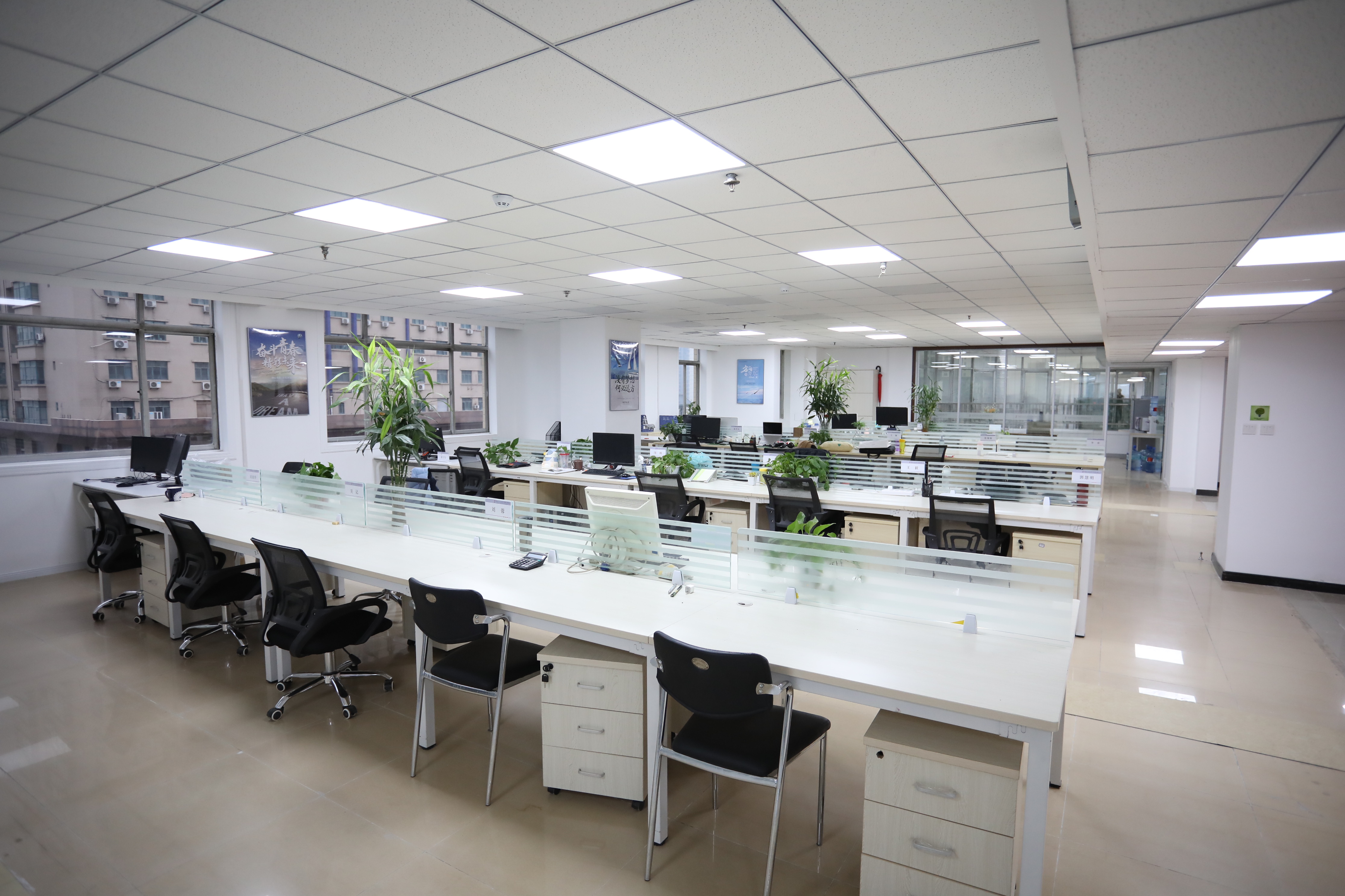 办公环境六